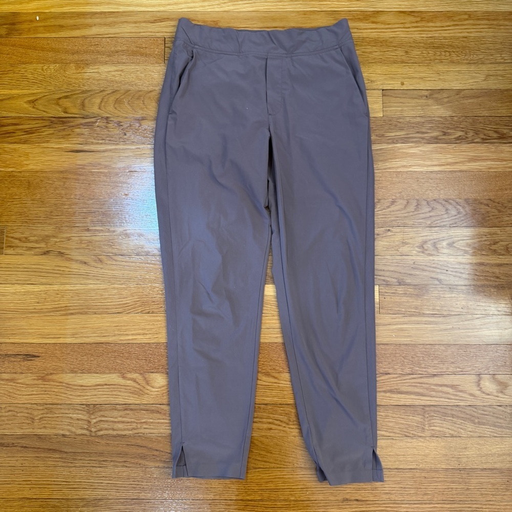 Athleta Brooklyn Ankle Pants in Mineral Brown - Size 4